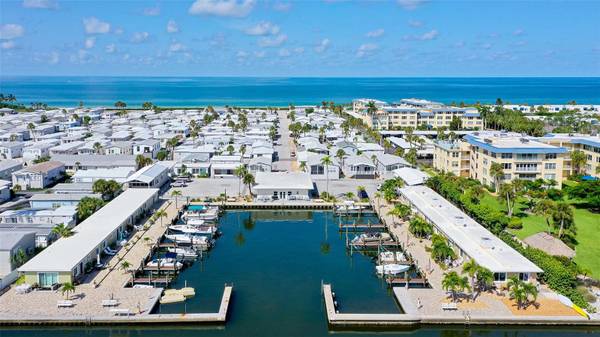 36 TWIN SHORES BLVD, Longboat Key, FL 34228