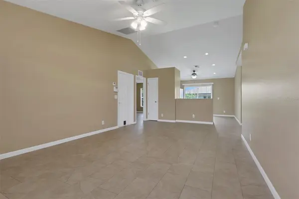 325 NE 30TH TER, Cape Coral, FL 33909