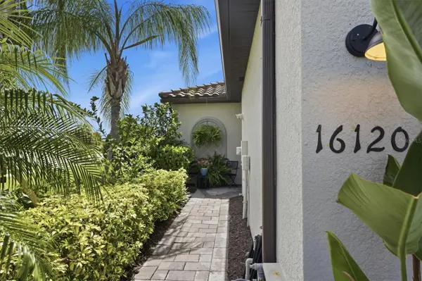 16120 SUNNY DAY DR, Bradenton, FL 34211
