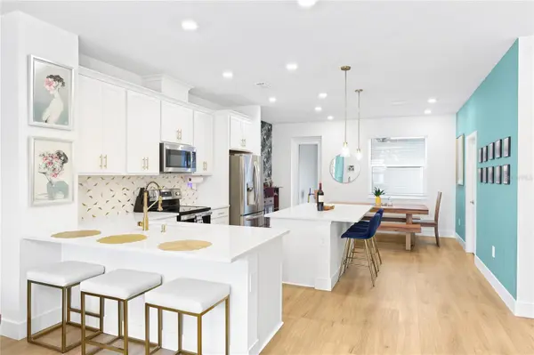 1808 FENDER LN, Sarasota, FL 34240