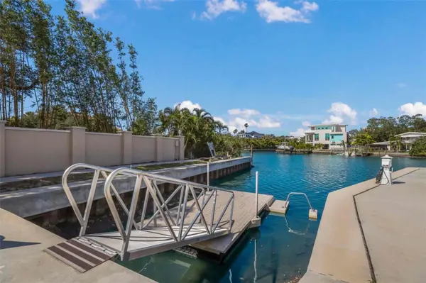 1703 N TAMIAMI TRL #210, Sarasota, FL 34234