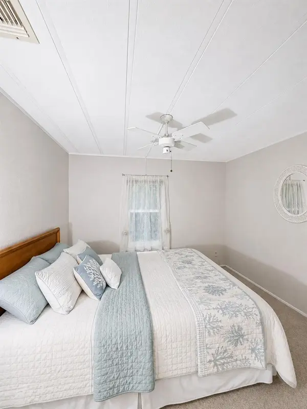 201 N FIJI CIR, Englewood, FL 34223
