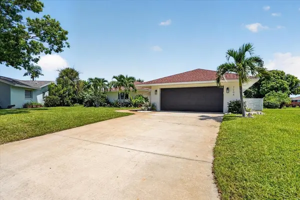 7204 13TH AVE W, Bradenton, FL 34209