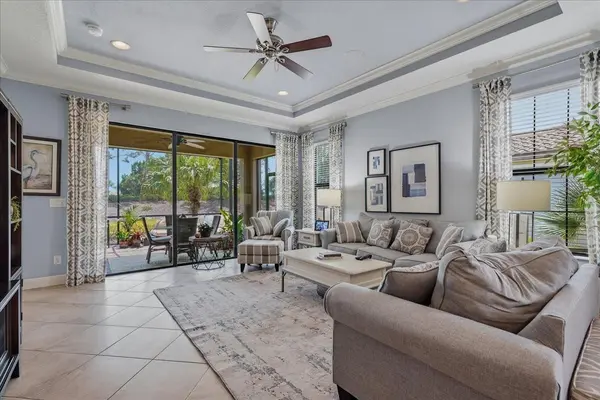 13214 TORRESINA TER, Bradenton, FL 34211