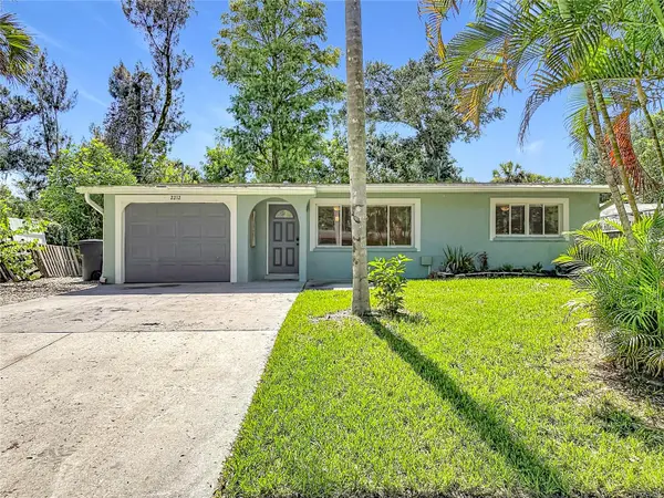 2212 VINSON AVE, Sarasota, FL 34232