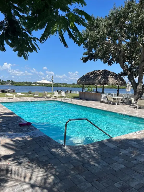 5955 MIDNIGHT PASS RD #20E, Sarasota, FL 34242
