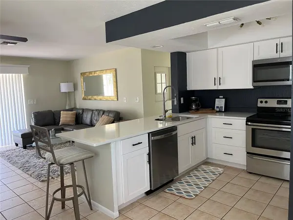 1774 MOVA ST, Sarasota, FL 34231