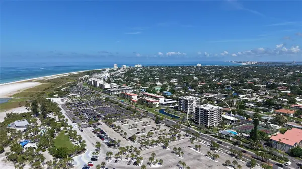 1055 BEACH RD #B602, Sarasota, FL 34242