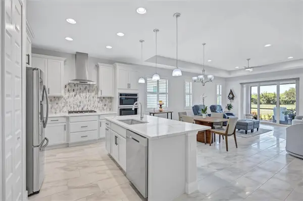 10606 KLEE AVE, Bradenton, FL 34212
