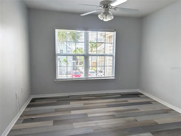 5500 ROSEHILL RD #201, Sarasota, FL 34233