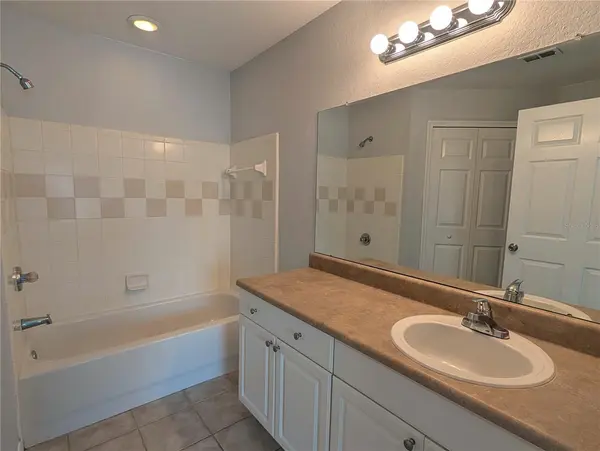 5500 ROSEHILL RD #201, Sarasota, FL 34233