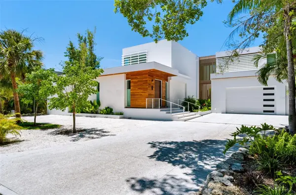 1355 ROBERTS BAY LN, Sarasota, FL 34242
