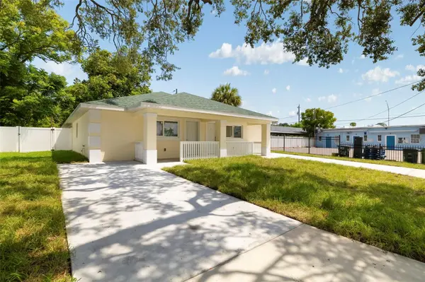 1414 17TH AVE W #A&B, Bradenton, FL 34205