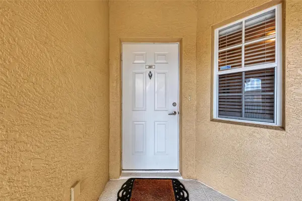 6326 GRAND OAK CIR #203, Bradenton, FL 34203