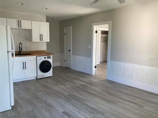 31 W OAKWOOD ST #1, Tarpon Springs, FL 34689
