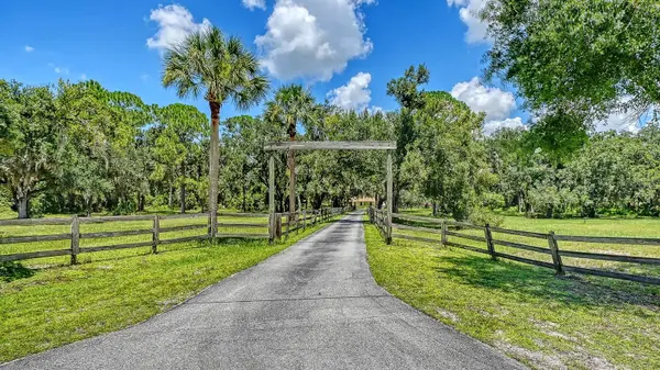 6455 MCKOWN RD, Sarasota, FL 34240