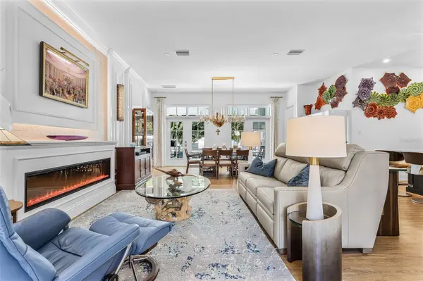 1426 S OSPREY AVE, Sarasota, FL 34239