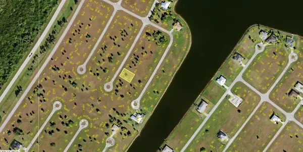 8 ORIOLE LN, Placida, FL 33946
