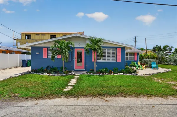 401 63RD ST, Holmes Beach, FL 34217
