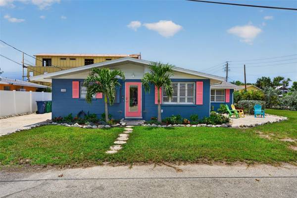 401 63RD ST, Holmes Beach, FL 34217