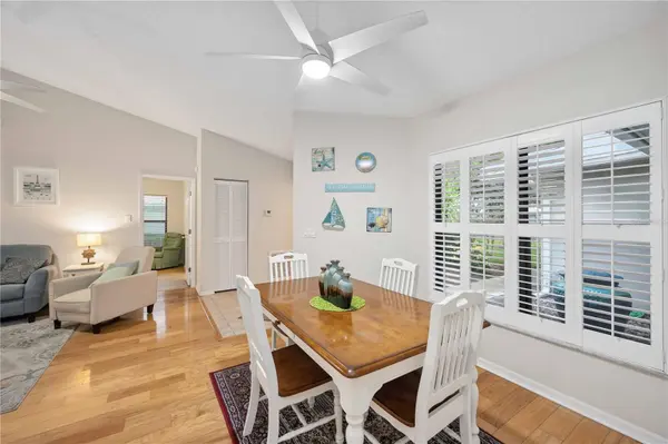 231 SOUTHAMPTON LN #277, Venice, FL 34293