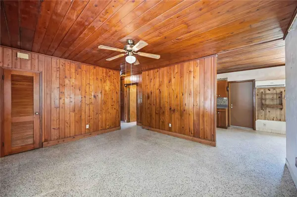 114 LAKEVIEW DR, Nokomis, FL 34275