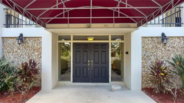 7461 W COUNTRY CLUB DR N #306, Sarasota, FL 34243