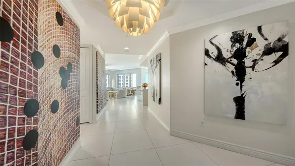 35 WATERGATE DR #806, Sarasota, FL 34236