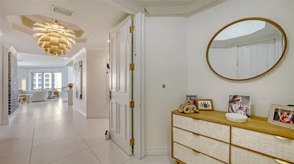 35 WATERGATE DR #806, Sarasota, FL 34236