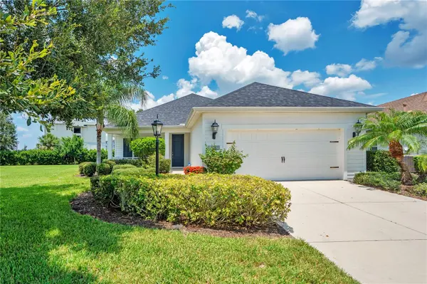 12225 WHISPER LAKE DR, Bradenton, FL 34211