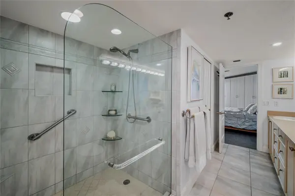 888 BLVD OF THE ARTS #1008, Sarasota, FL 34236