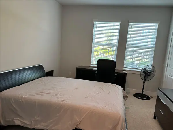 2328 LINDSTROM ST, Sarasota, FL 34237
