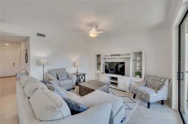 17510 GAWTHROP DR #203, Lakewood Ranch, FL 34211
