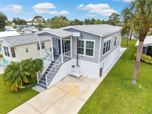 44 CROWN POINT DR, Nokomis, FL 34275