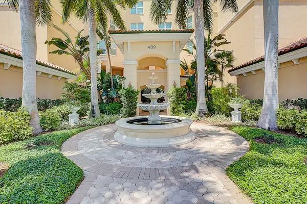 409 N POINT RD #803, Osprey, FL 34229