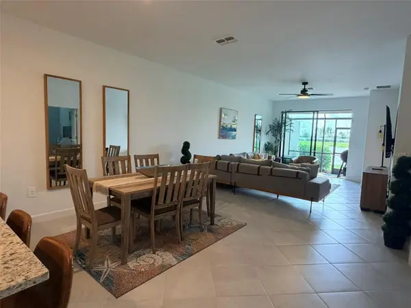 15520 SUNNY DAY DR, Bradenton, FL 34211