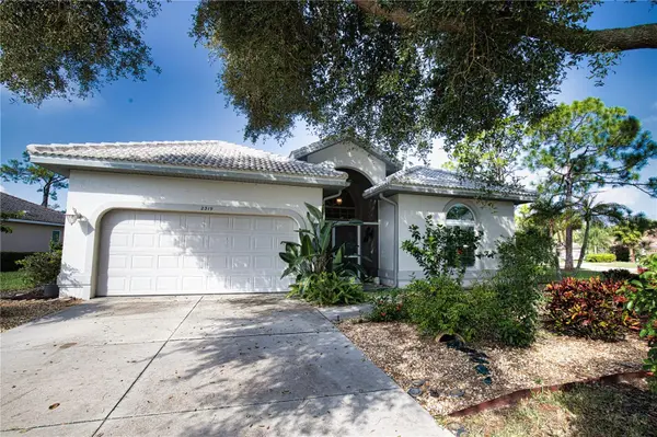 2319 FALCON TRACE LN, Nokomis, FL 34275