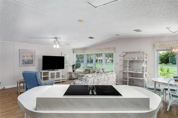 8530 COUNTESS AVENUE CIR, Palmetto, FL 34221