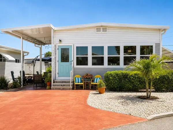 6621 MARINA DR, Bradenton, FL 34207