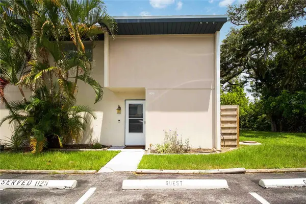 1125 LONGFELLOW WAY #125-B, Sarasota, FL 34243