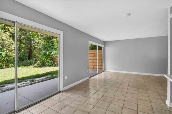 1125 LONGFELLOW WAY #125-B, Sarasota, FL 34243