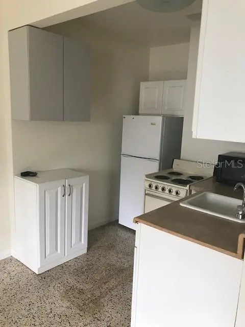 2117 BAY ST #2, Sarasota, FL 34237