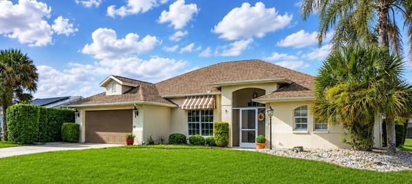 35 BUNKER CIR, Rotonda West, FL 33947