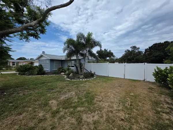 6344 GLENCOE AVE, Sarasota, FL 34231