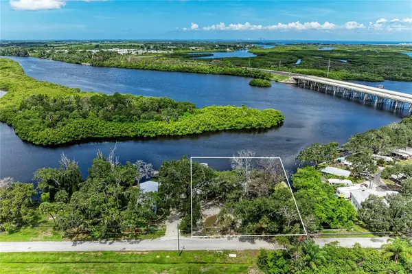 1609 SAFFOLD PARK DR, Ruskin, FL 33570
