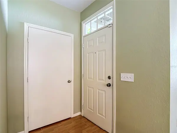 4008 BANGALOW PALM CT, Tampa, FL 33624