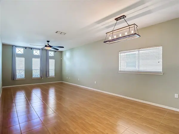 4008 BANGALOW PALM CT, Tampa, FL 33624