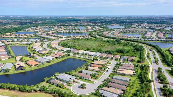 7636 KIRKLAND CV, Lakewood Ranch, FL 34202