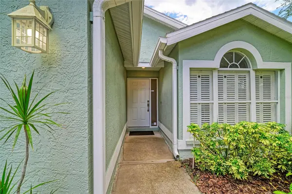 7488 ELEANOR CIR, Sarasota, FL 34243