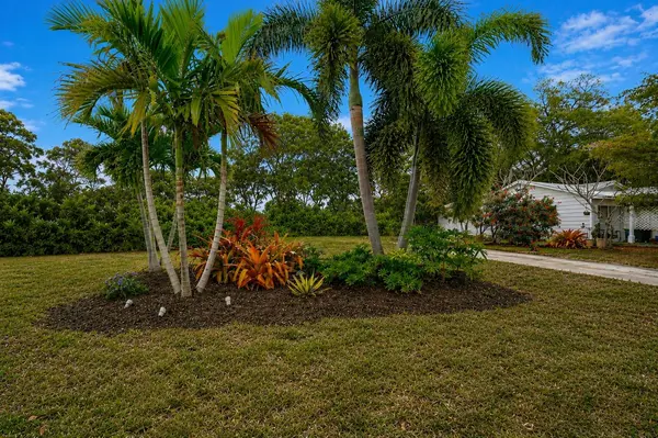 463 ACACIA DR, Sarasota, FL 34234